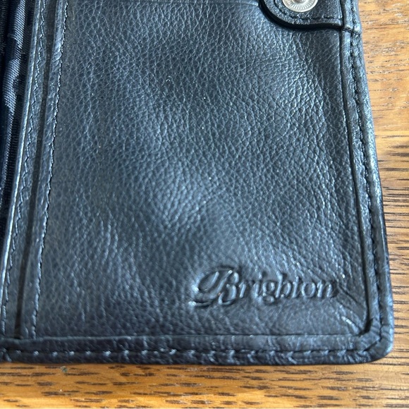 Brighton Black and Brown Leather Wallet - Picture 8 of 12